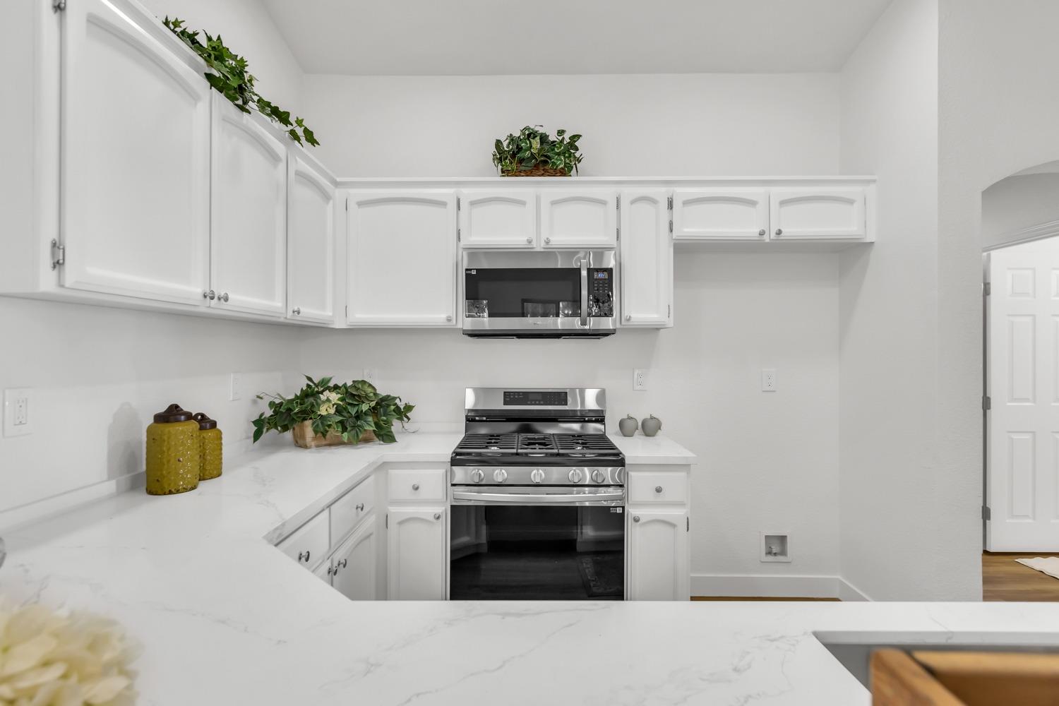 9128 BRISTOL PLAZA Way