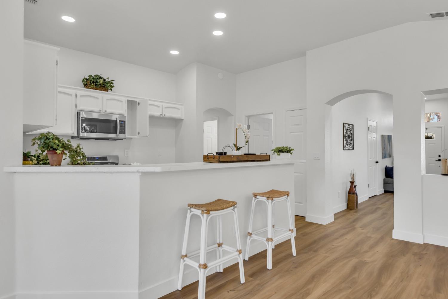 9128 BRISTOL PLAZA Way