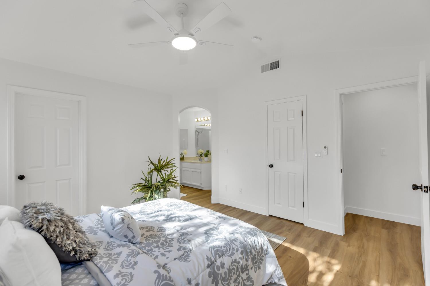 9128 BRISTOL PLAZA Way