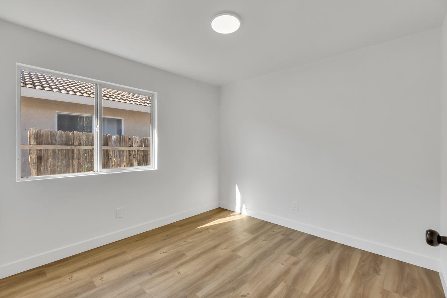 9128 BRISTOL PLAZA Way