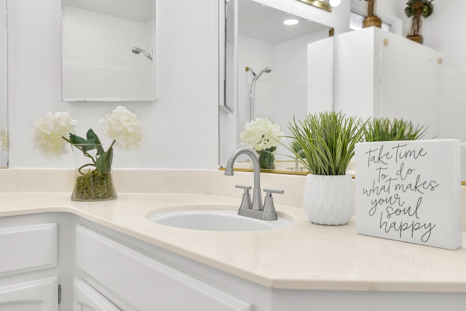 9128 BRISTOL PLAZA Way