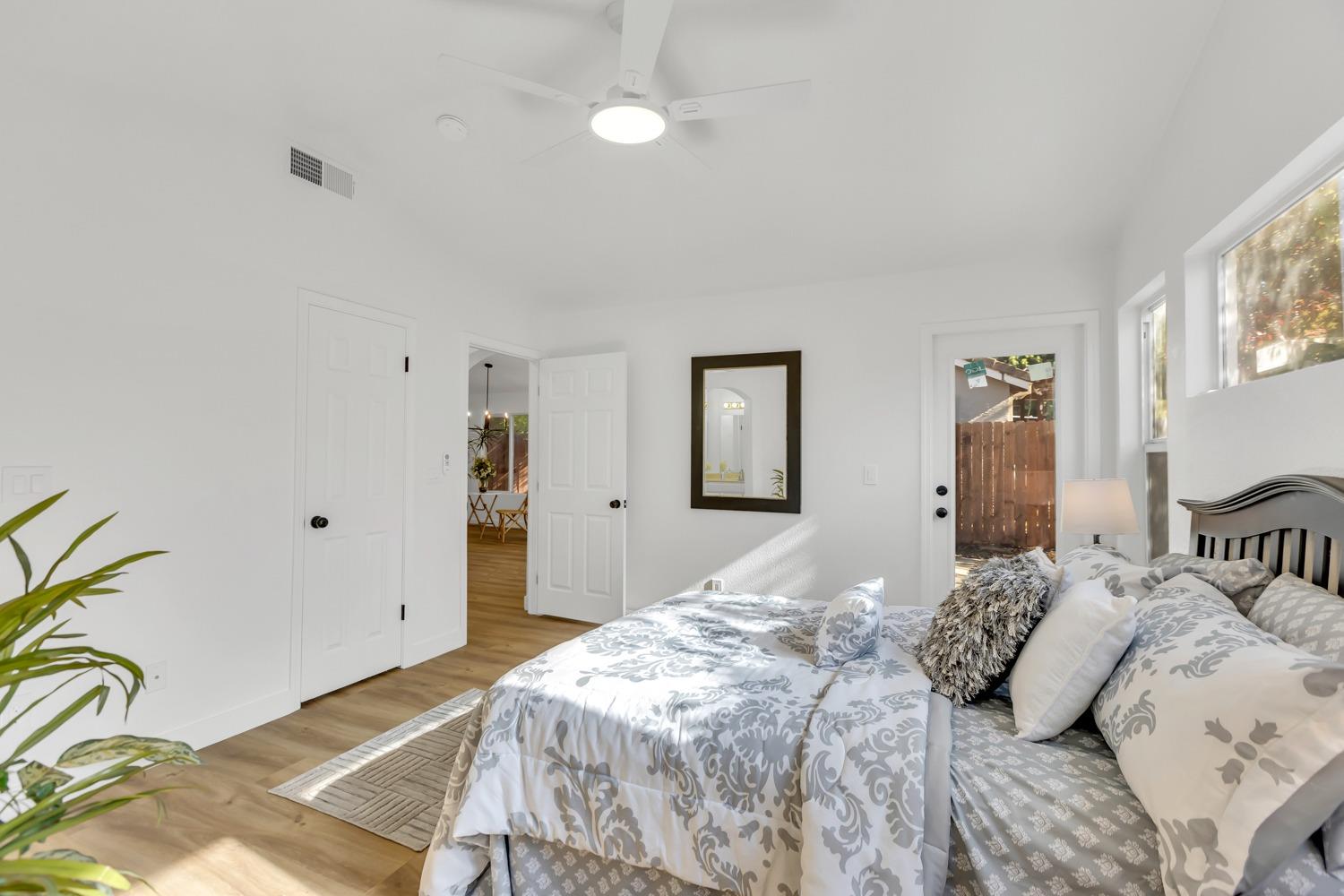 9128 BRISTOL PLAZA Way