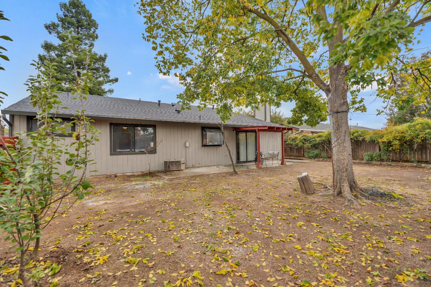 7652 PHEASANT DOWN Way