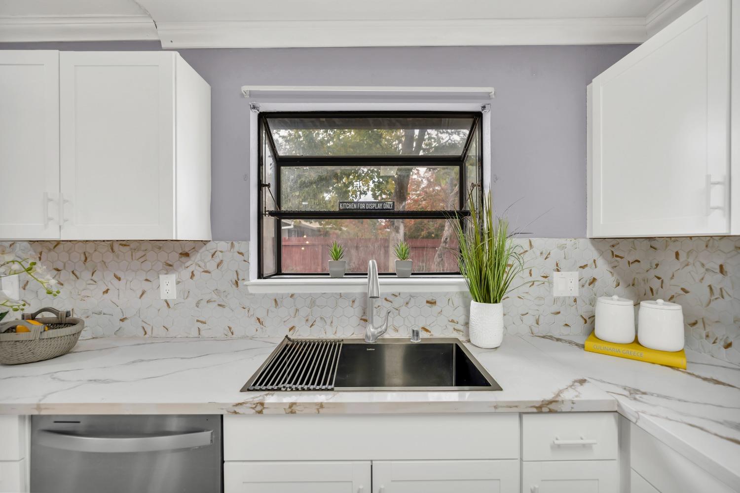 7652 PHEASANT DOWN Way