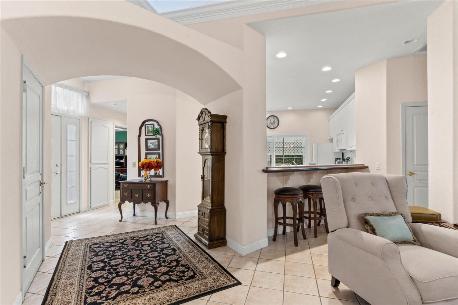 7598 Sunmore Lane