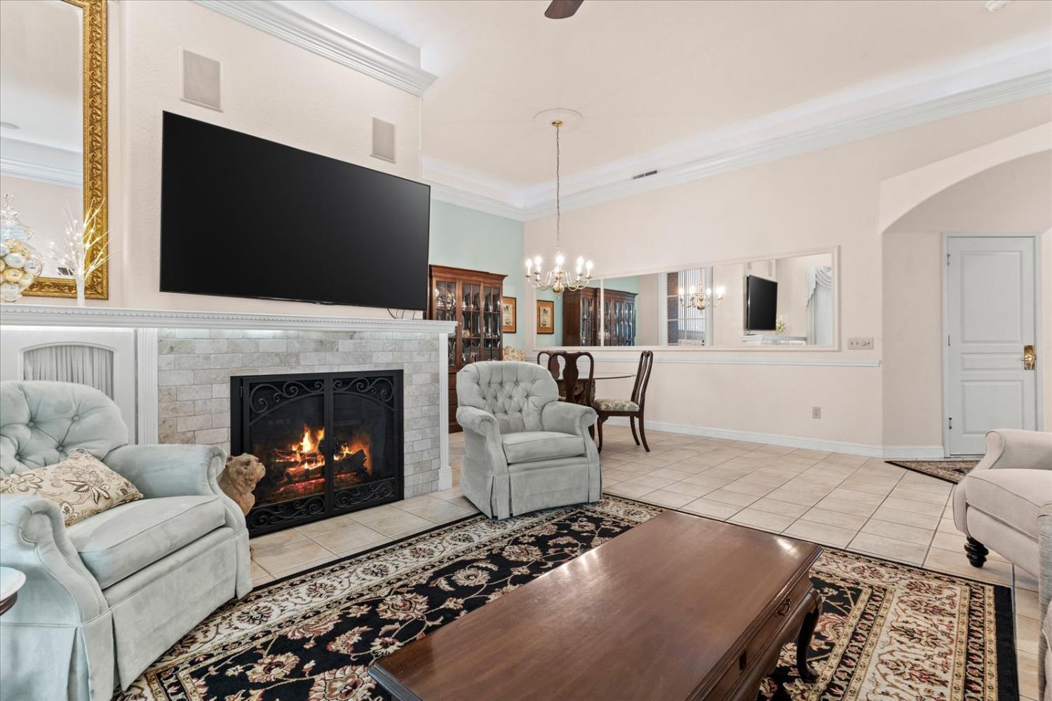 7598 Sunmore Lane