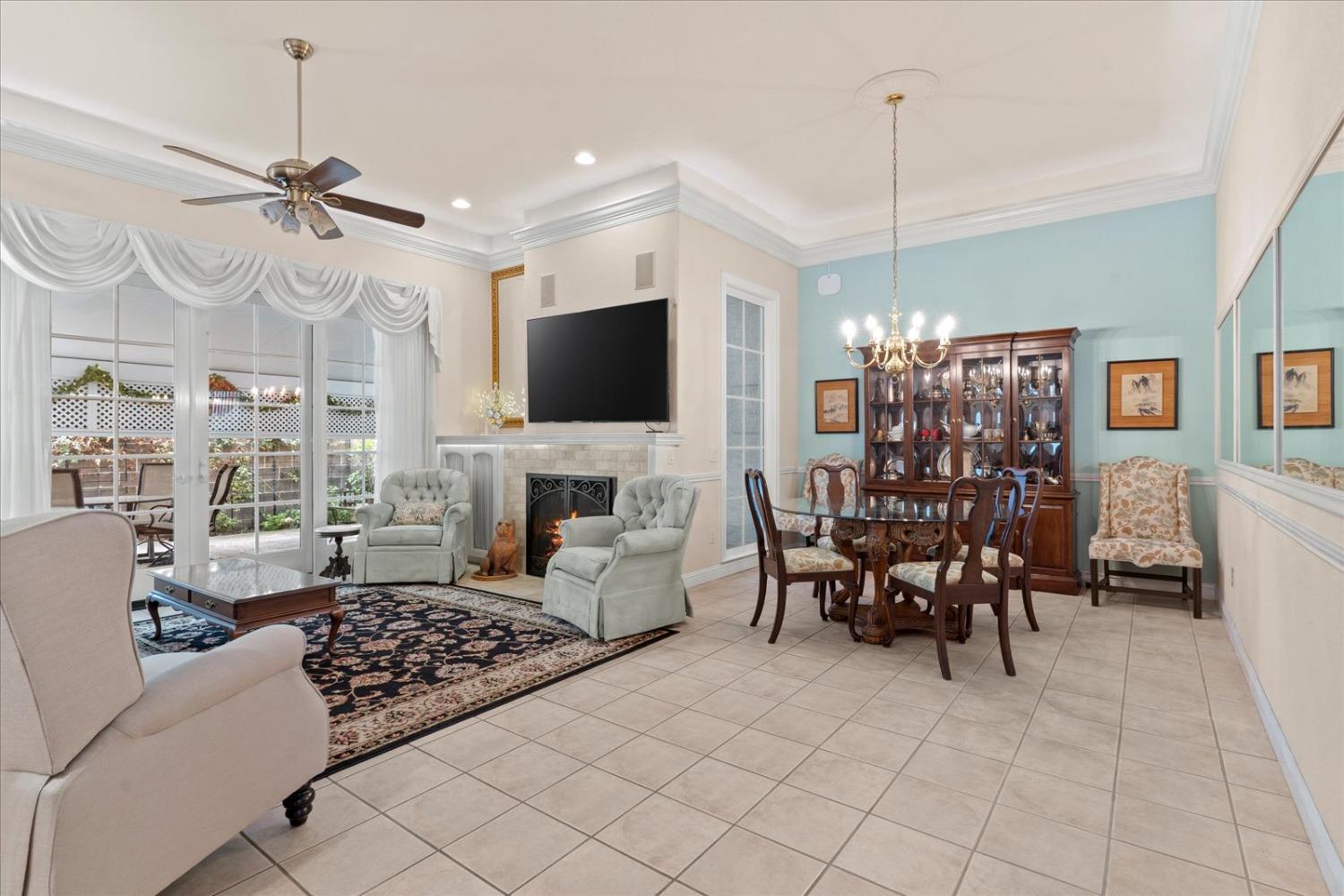 7598 Sunmore Lane
