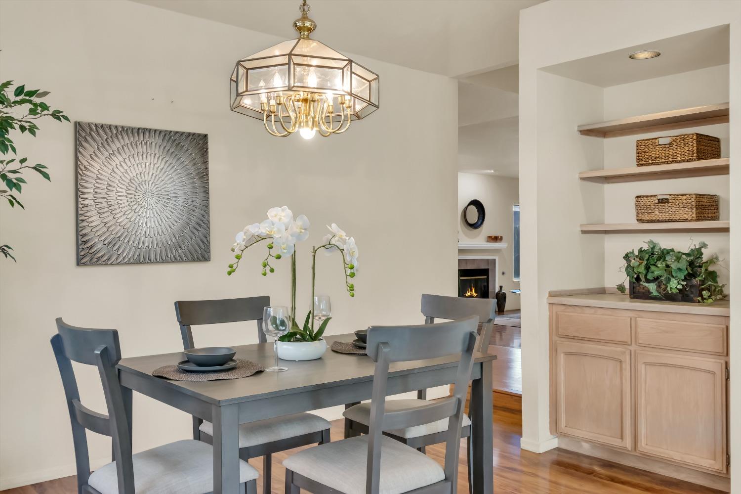 5525 LAGUNA PARK Drive