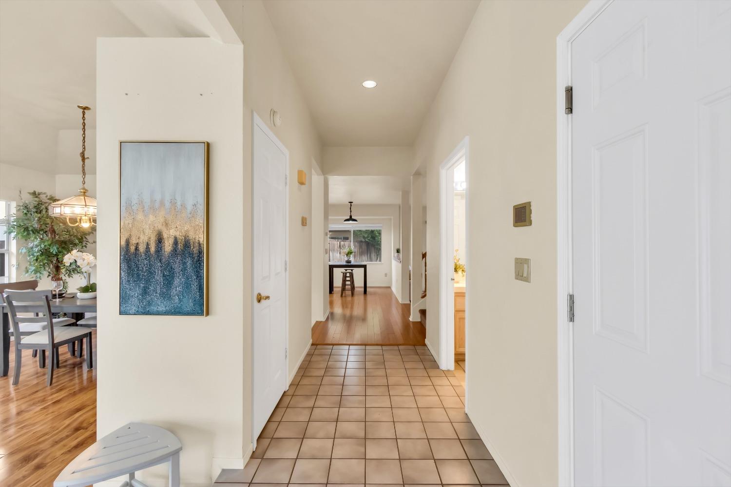 5525 LAGUNA PARK Drive