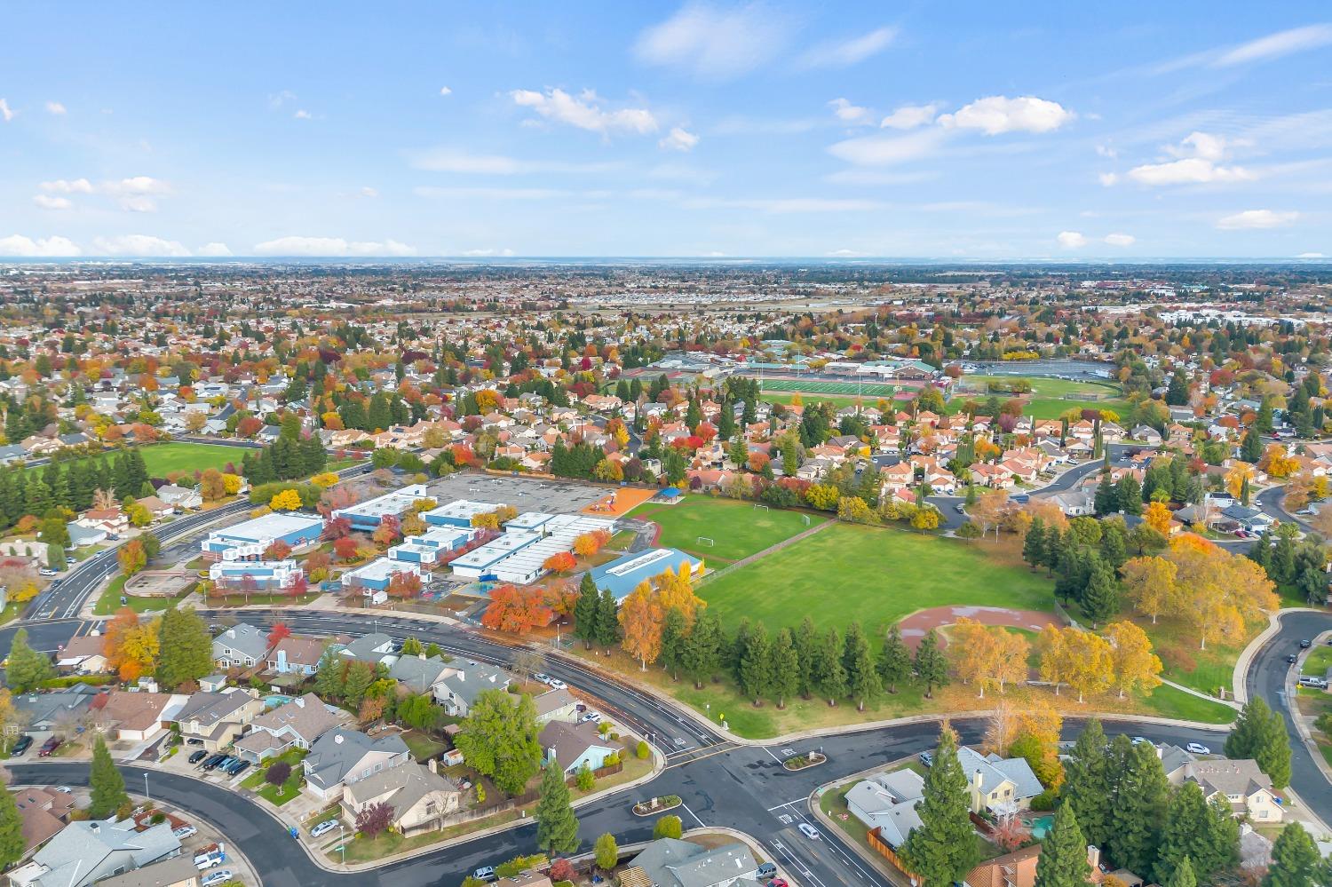 5525 LAGUNA PARK Drive