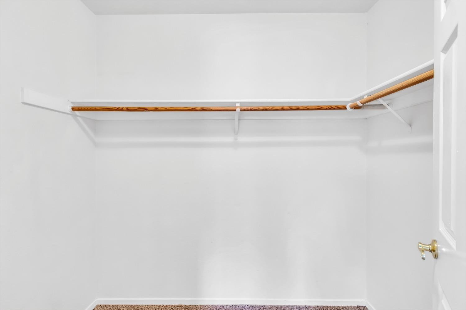 5525 LAGUNA PARK Drive