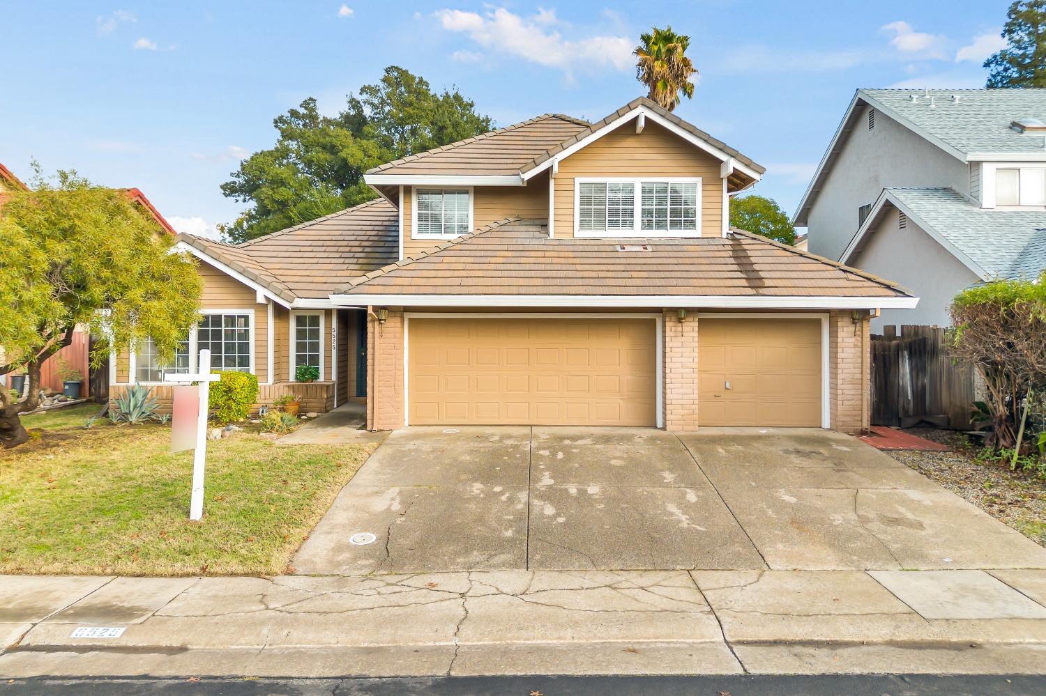 5525 LAGUNA PARK Drive