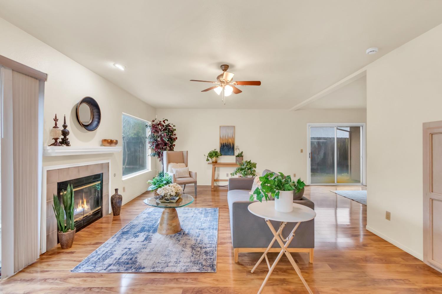 5525 LAGUNA PARK Drive