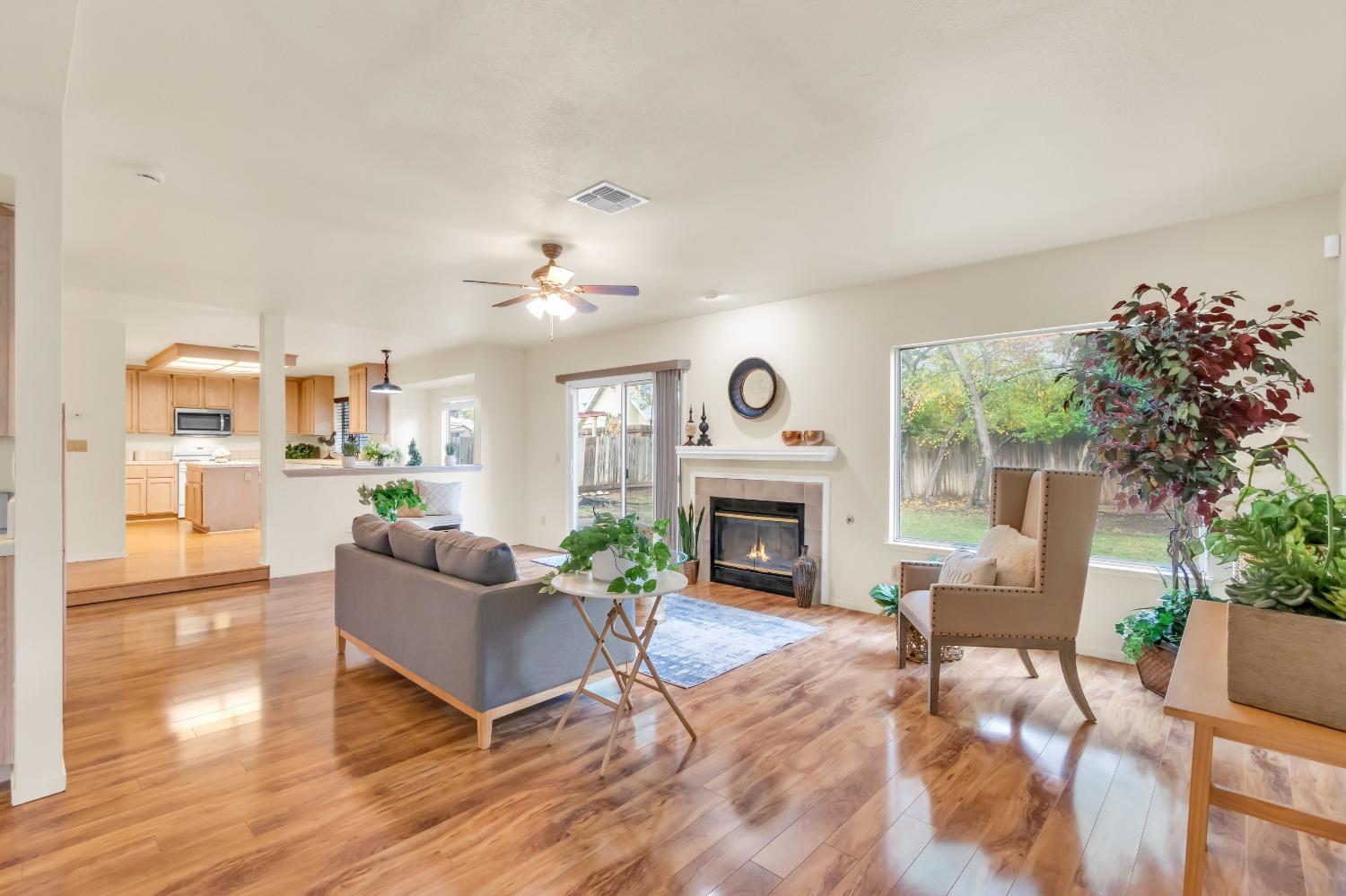 5525 LAGUNA PARK Drive