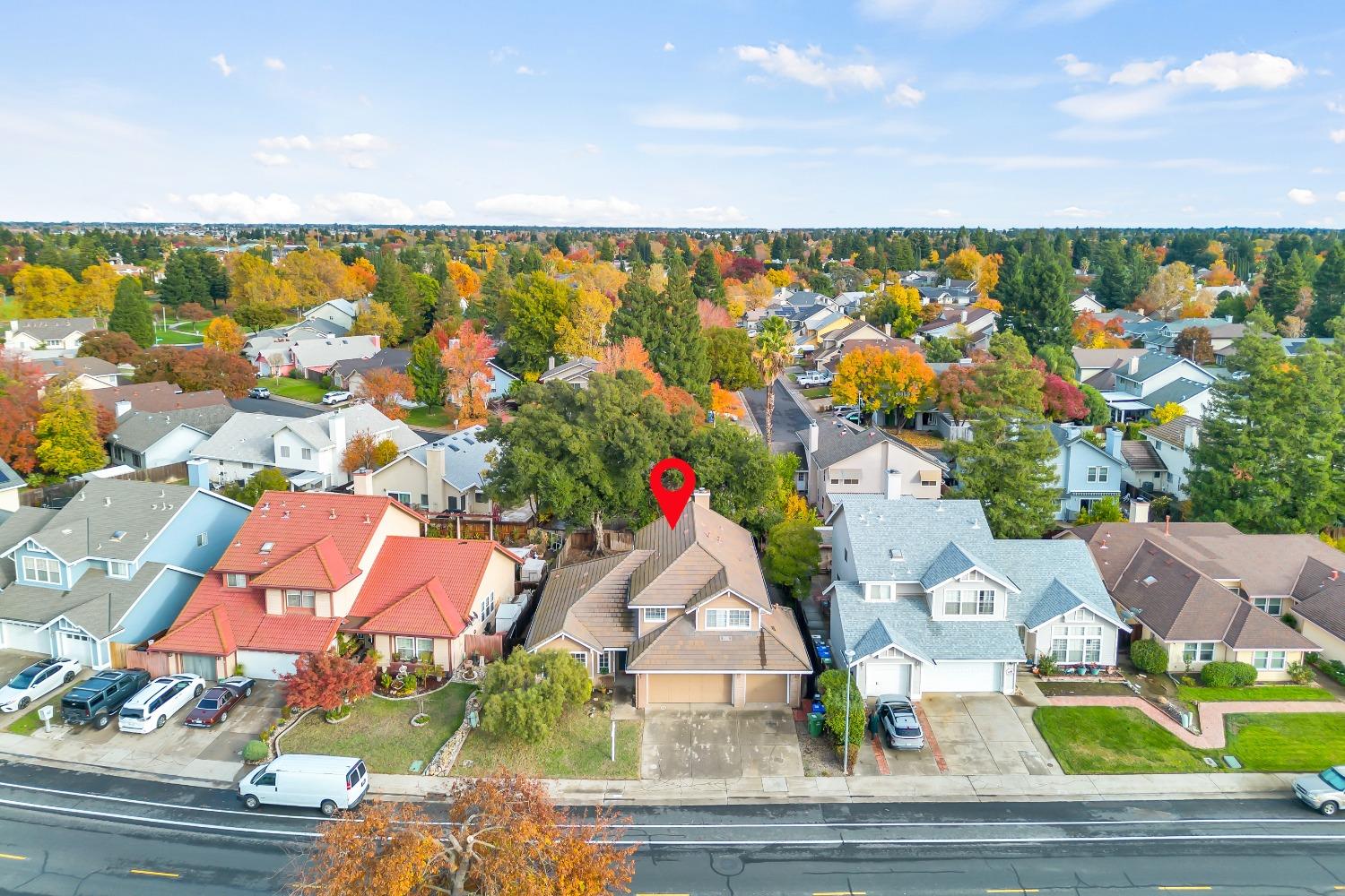 5525 LAGUNA PARK Drive