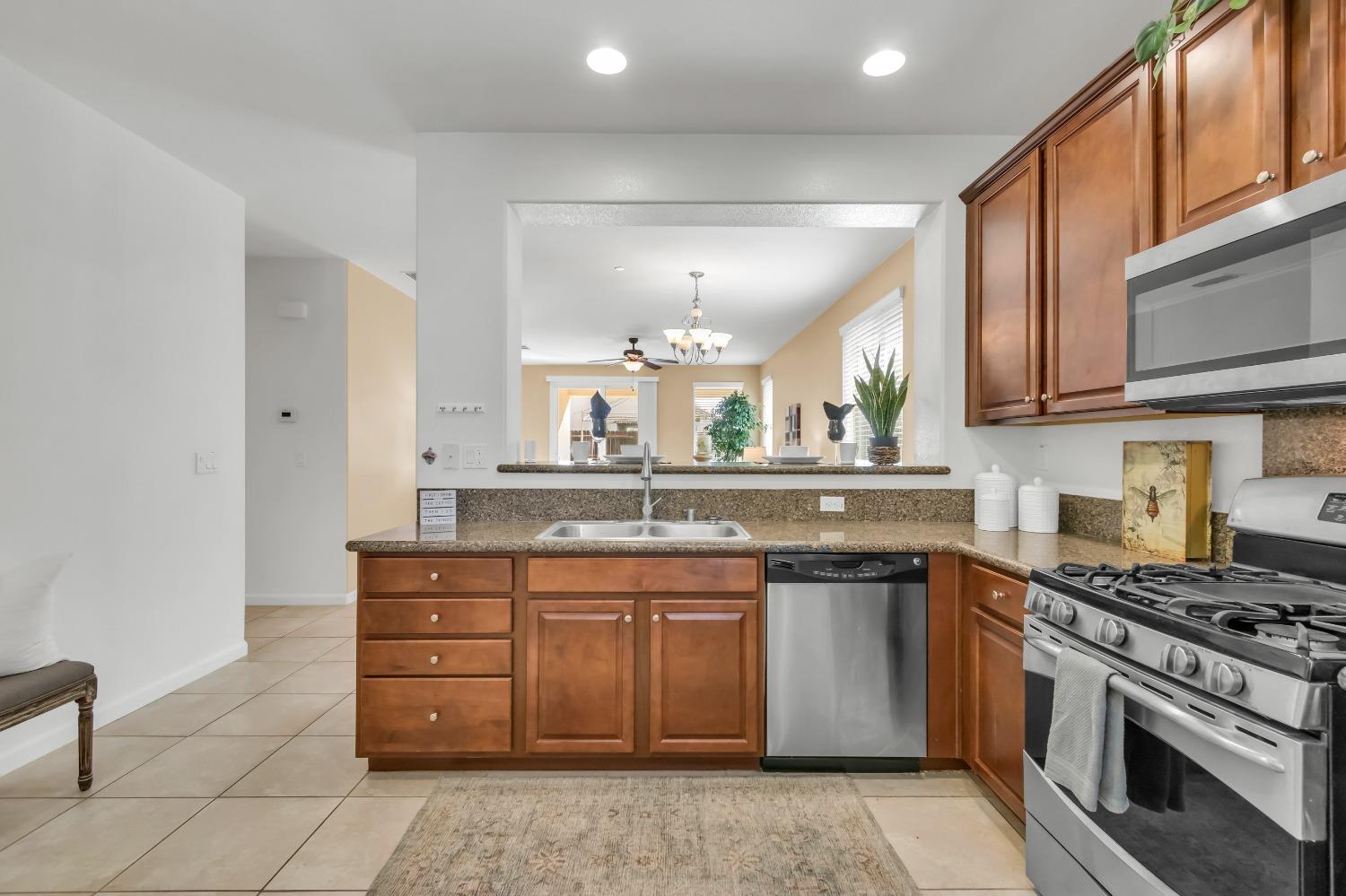 9413 BLUE MOUNTAIN Way