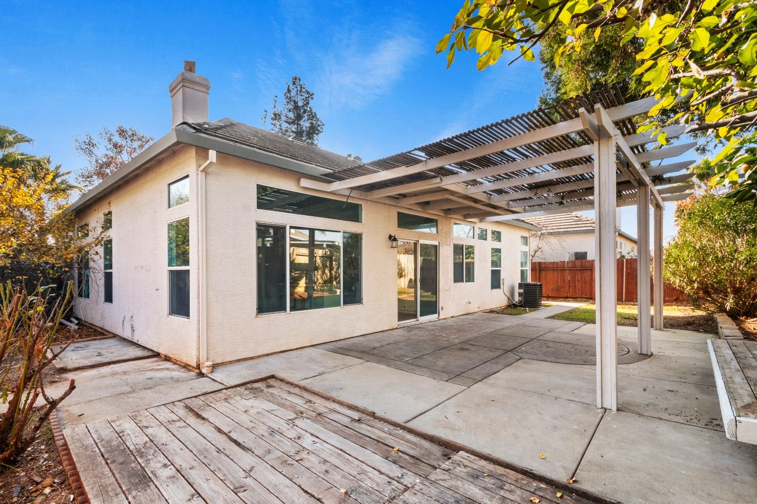8605 UNDERHILL Drive