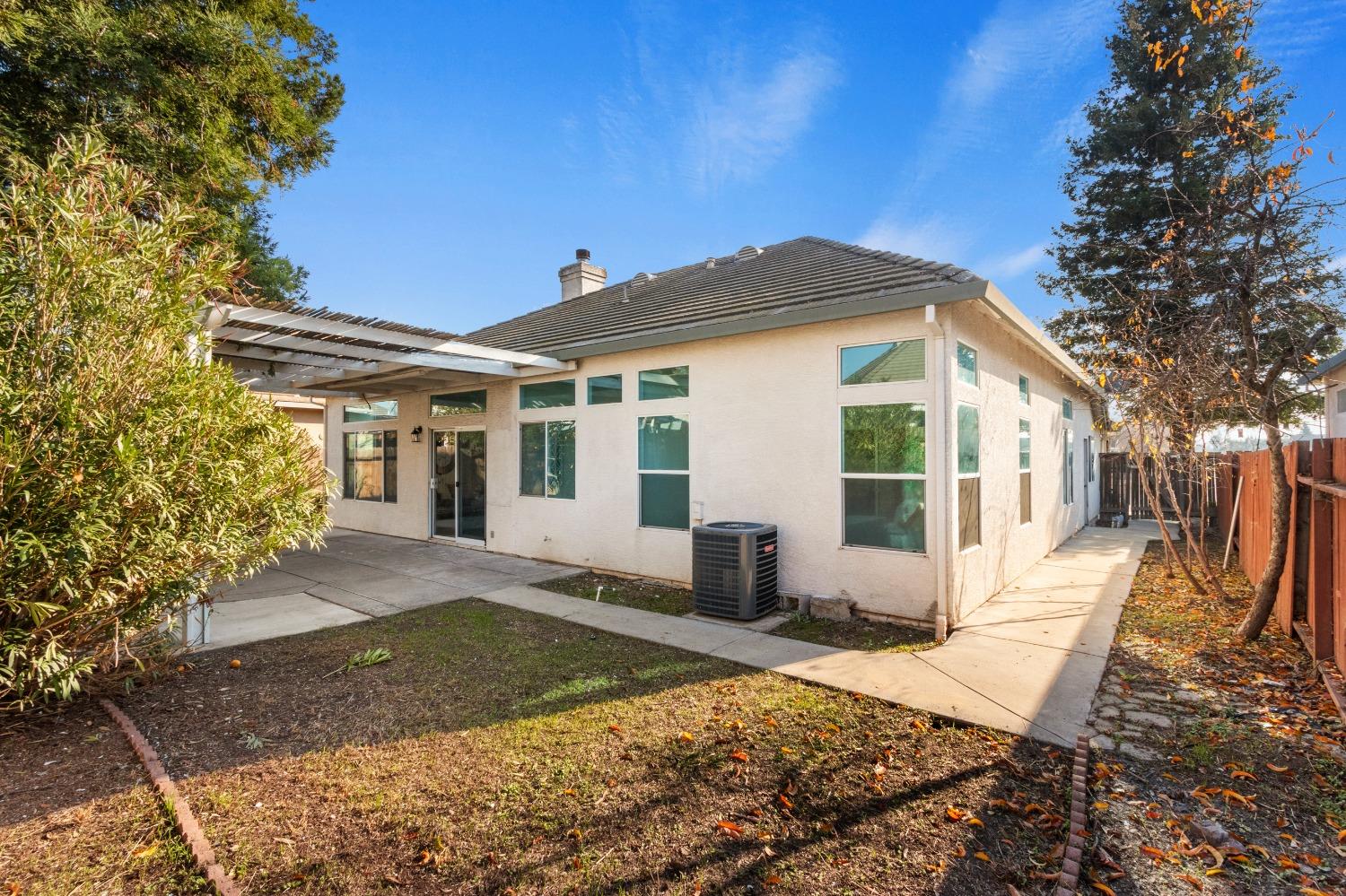 8605 UNDERHILL Drive
