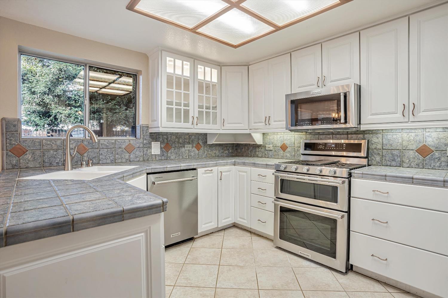 4813 Mapleplain Avenue