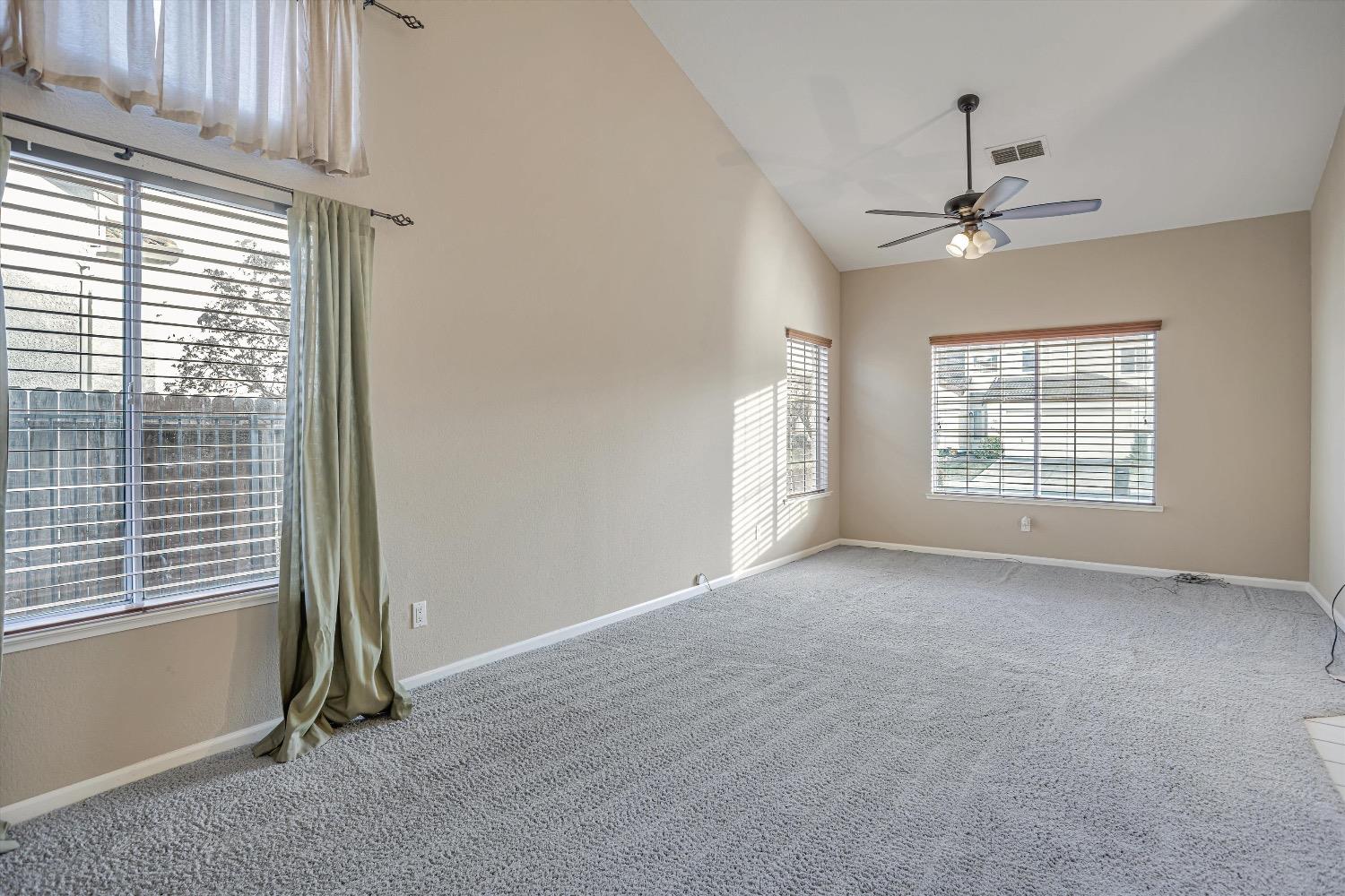 4813 Mapleplain Avenue