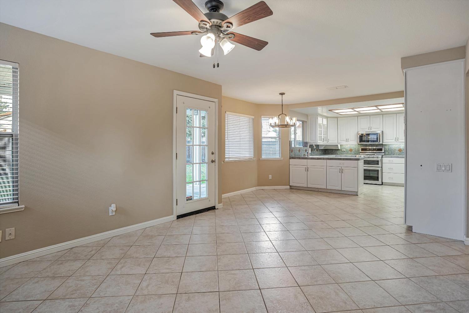 4813 Mapleplain Avenue