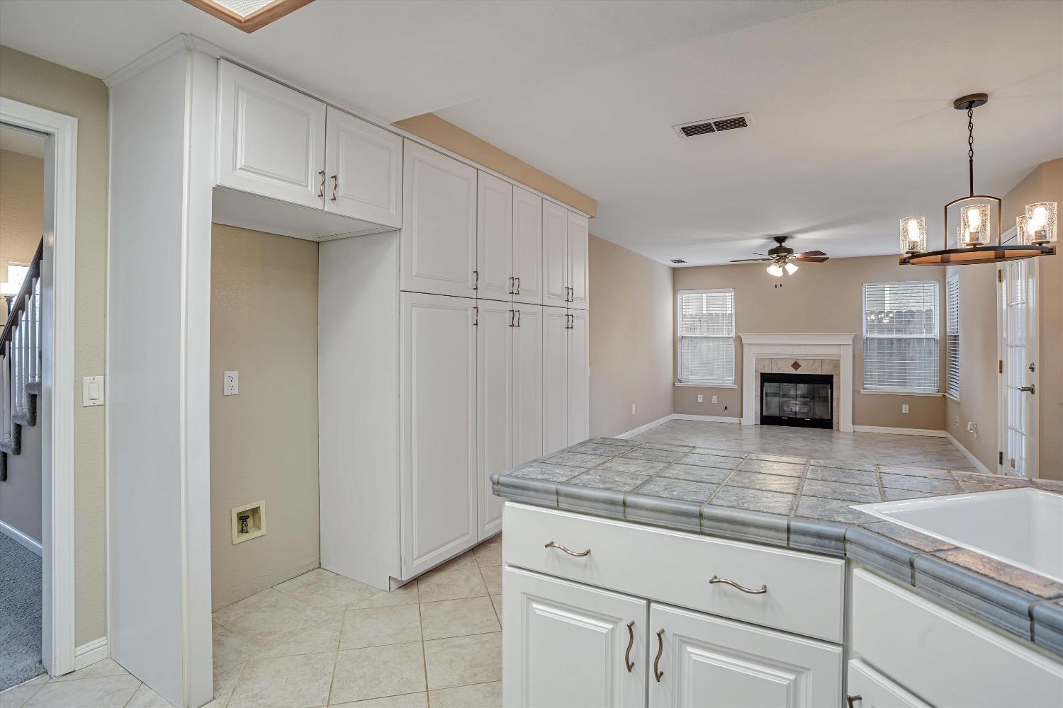 4813 Mapleplain Avenue