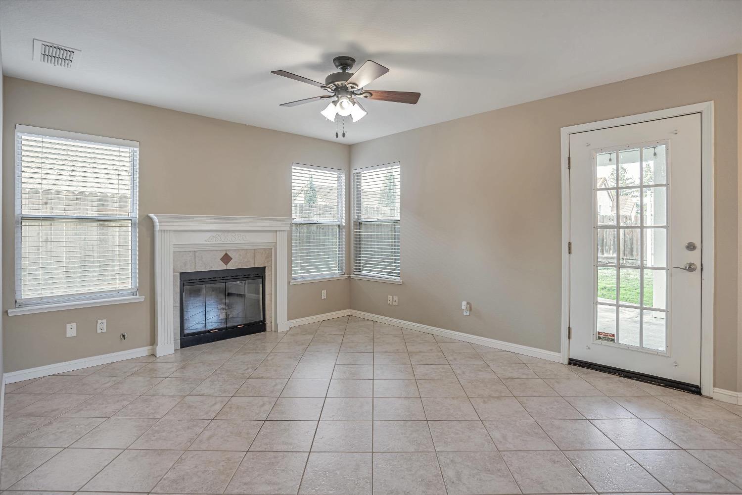 4813 Mapleplain Avenue