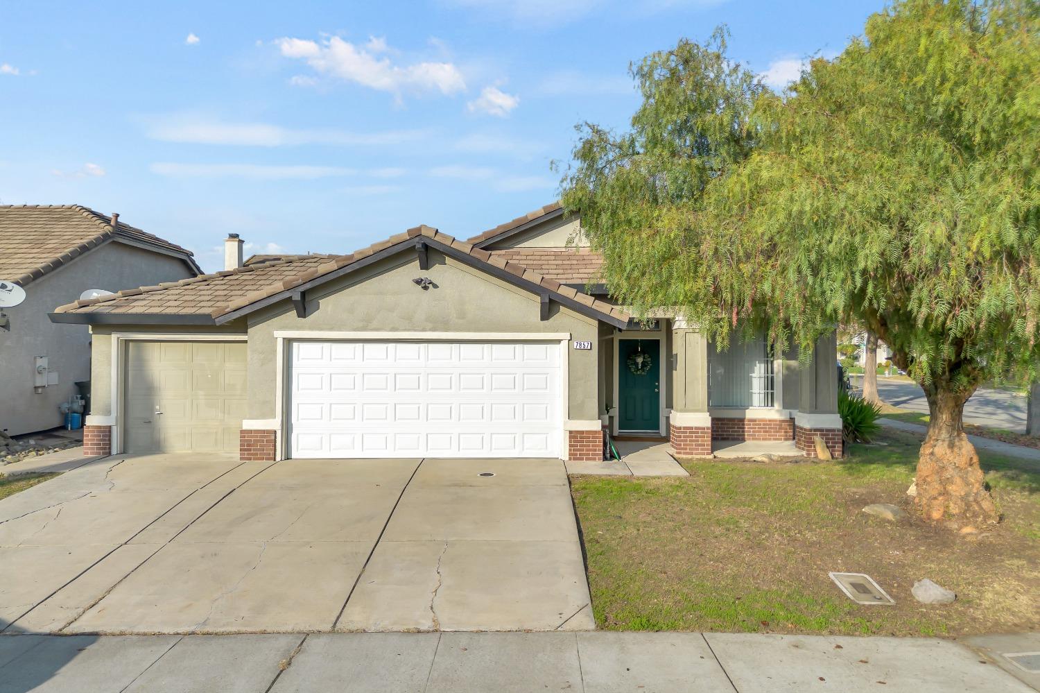 7857 CALZADA Way