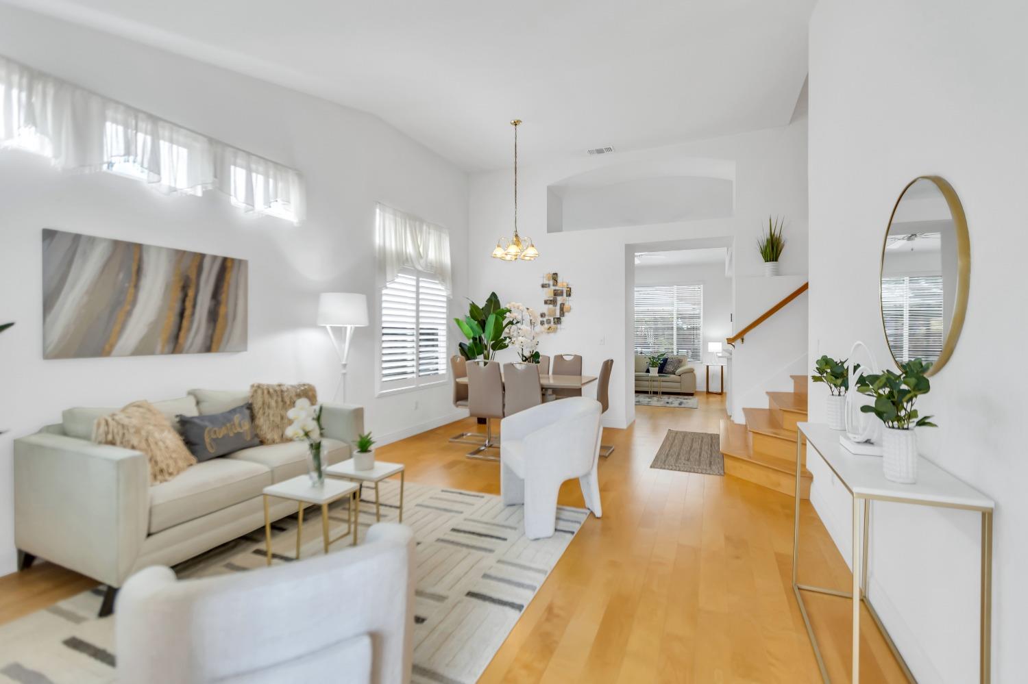 8532 HERITAGE HILL Drive