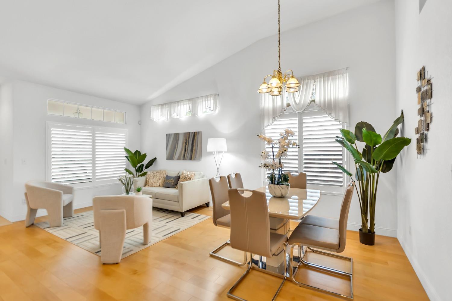 8532 HERITAGE HILL Drive