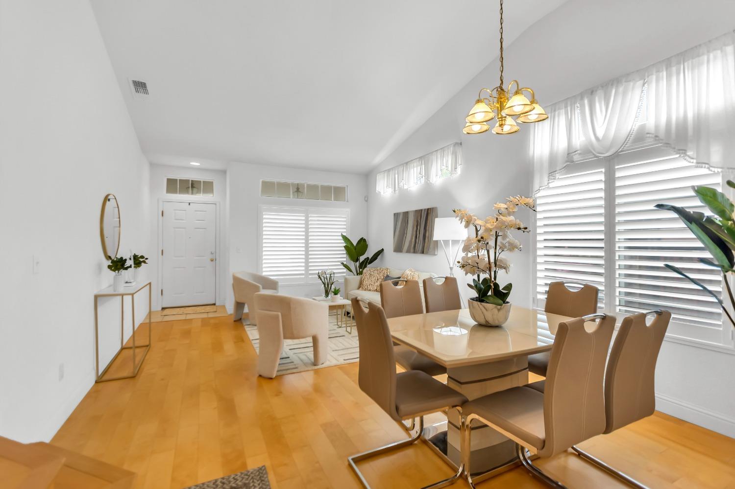 8532 HERITAGE HILL Drive