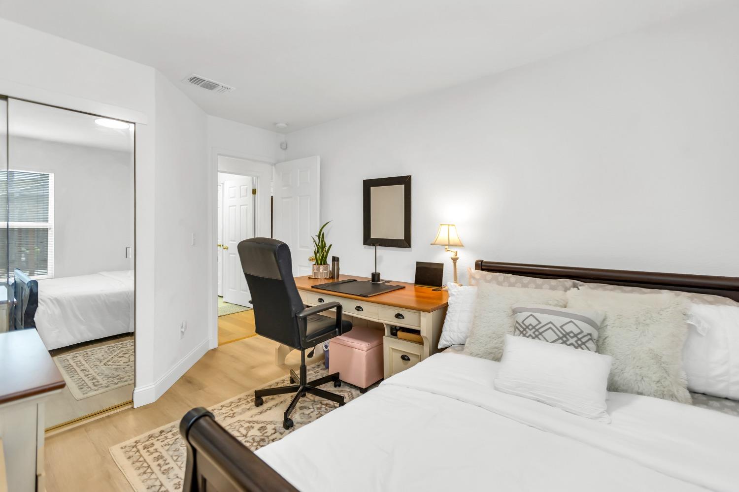 8532 HERITAGE HILL Drive