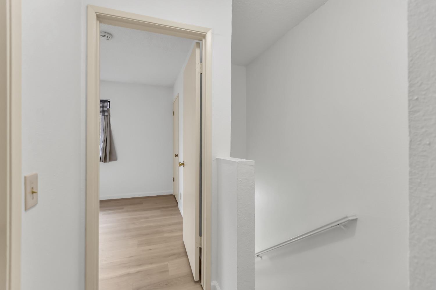 2300 SYCAMORE Lane 9