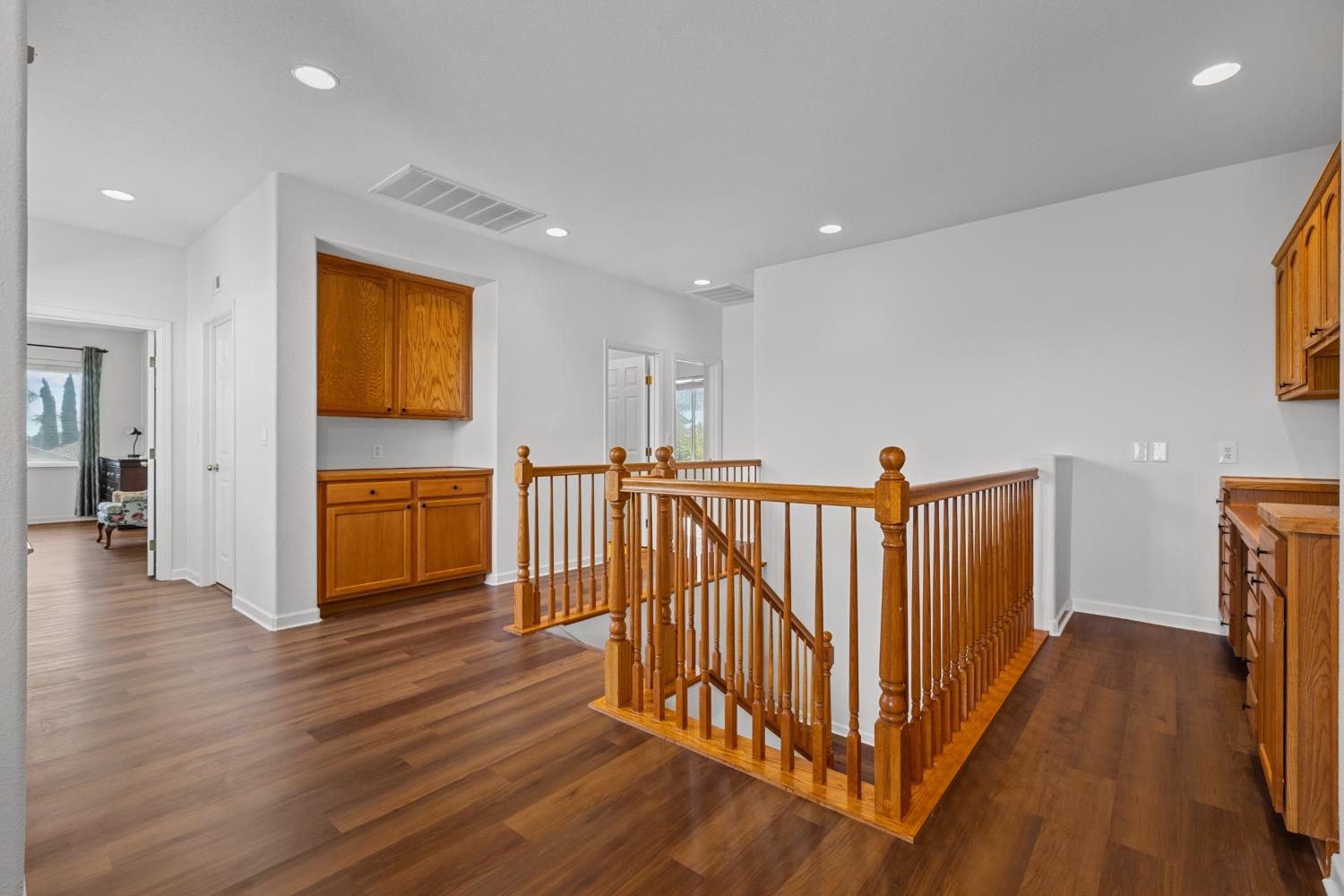 5648 La Casa Way