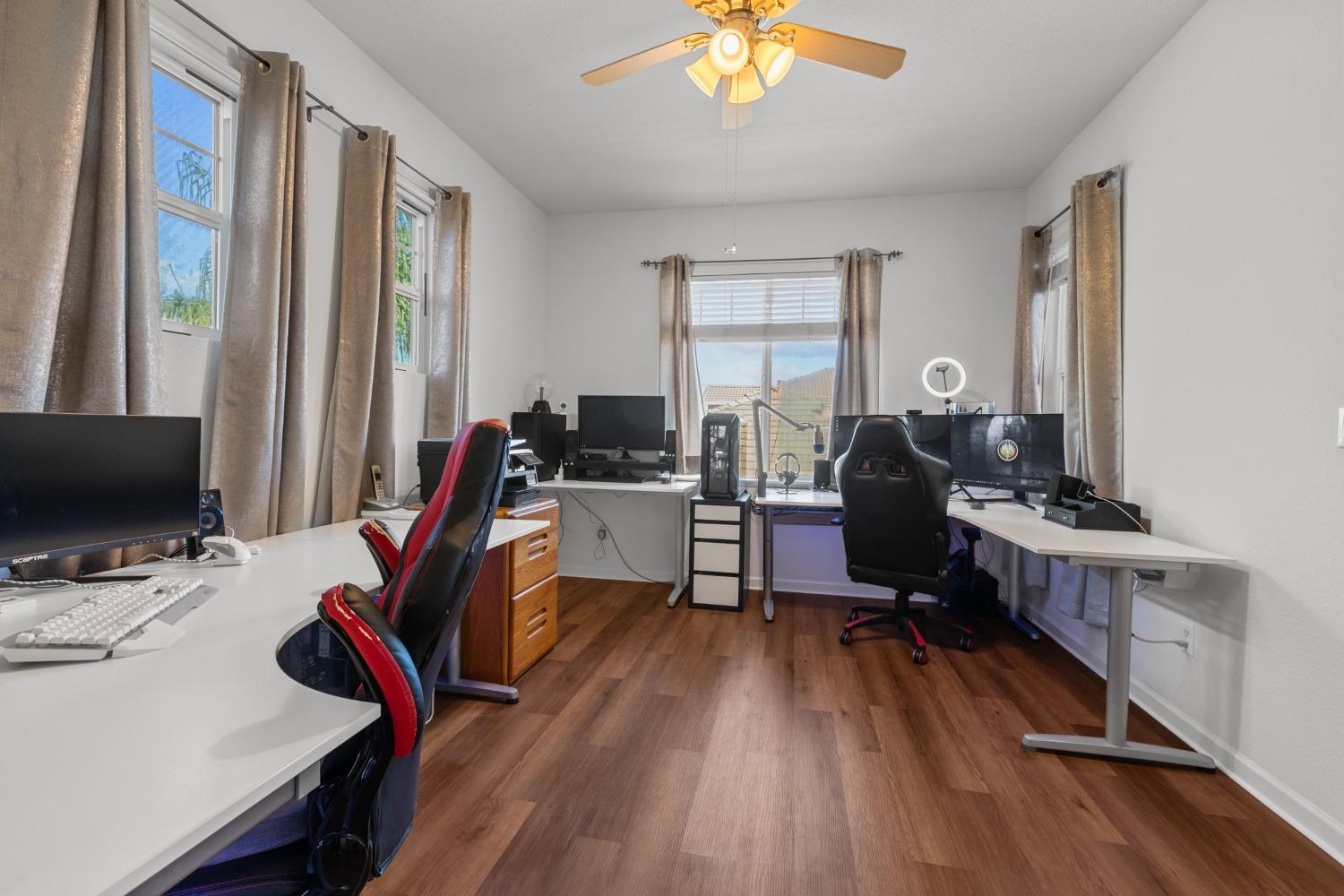 5648 La Casa Way