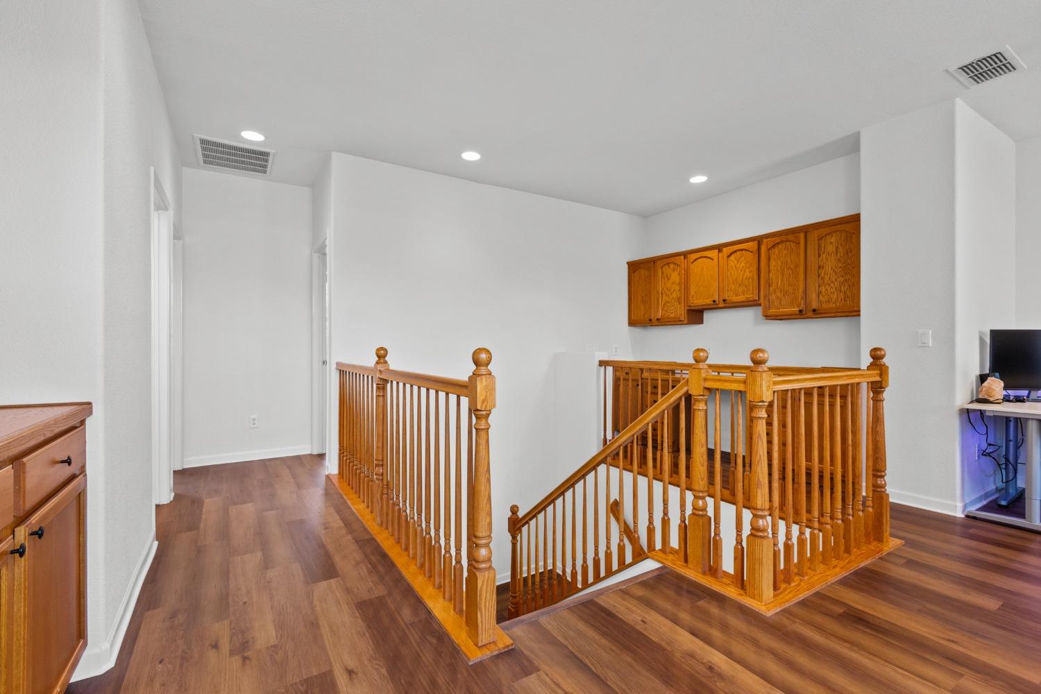5648 La Casa Way