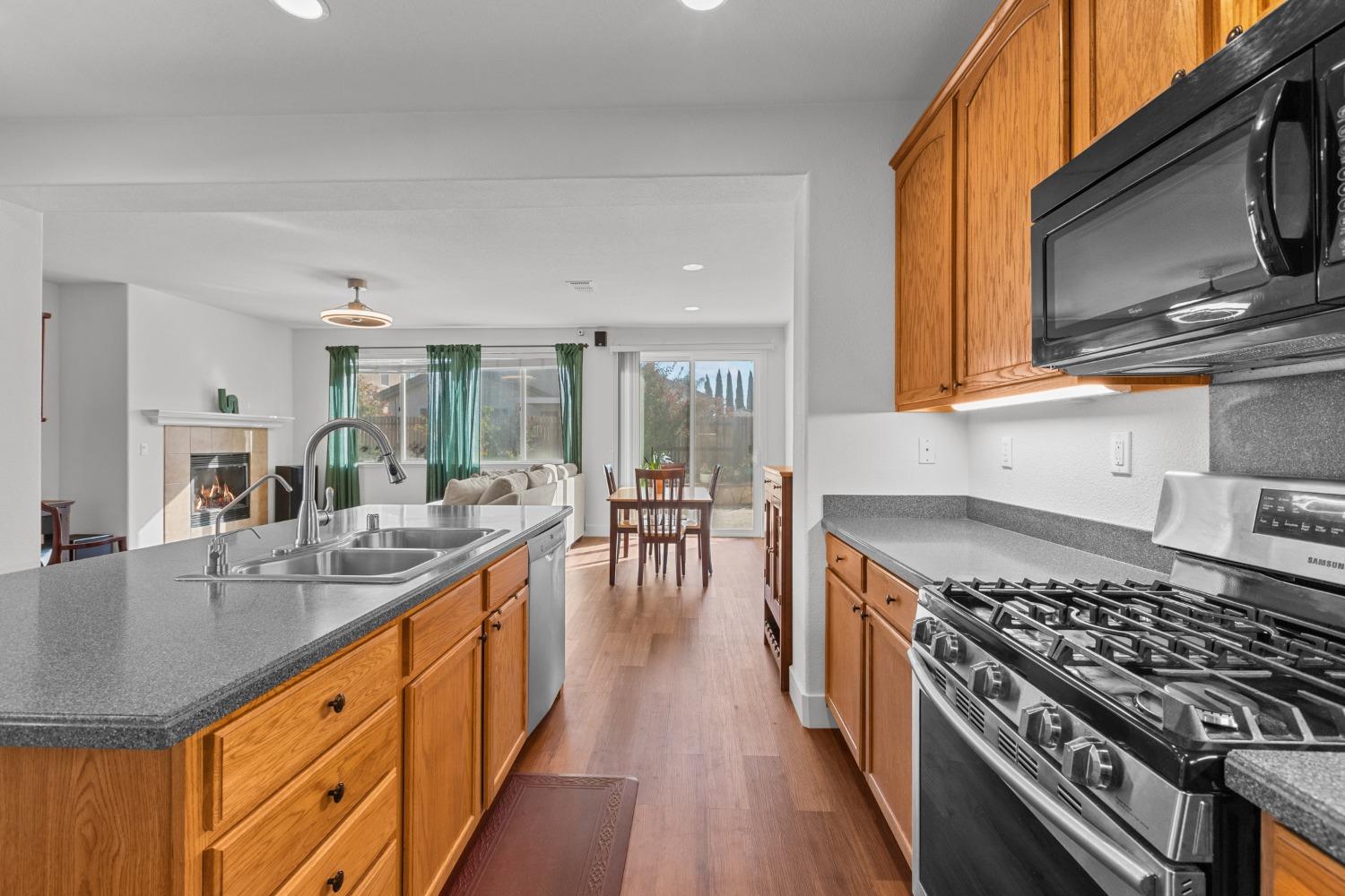 5648 La Casa Way