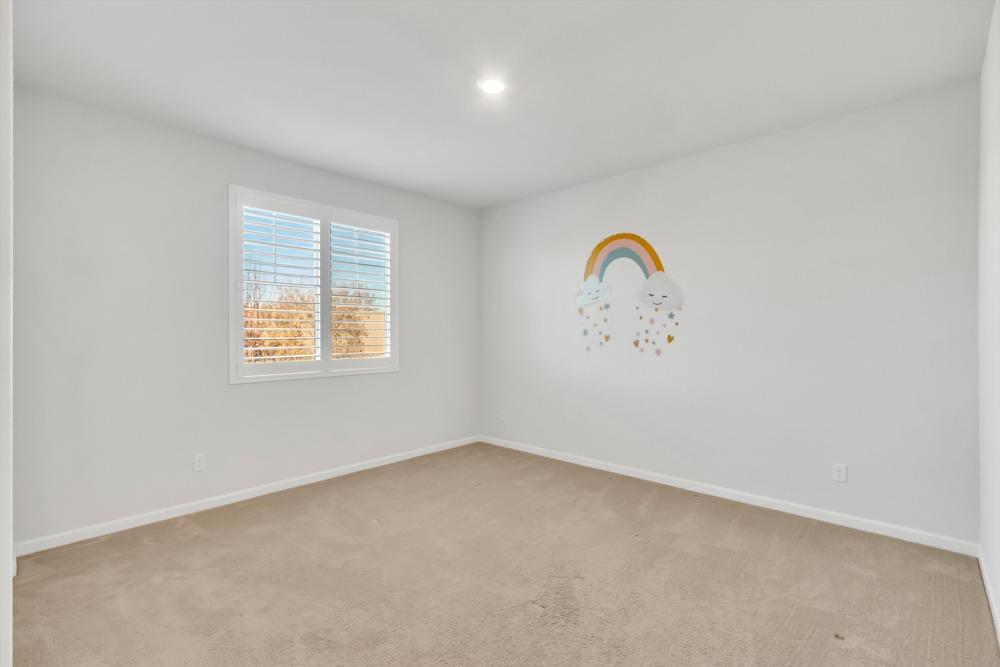 9977 RED TAIL HAWK Way