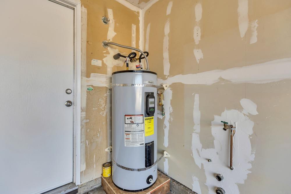 8349 Hayfield Circle