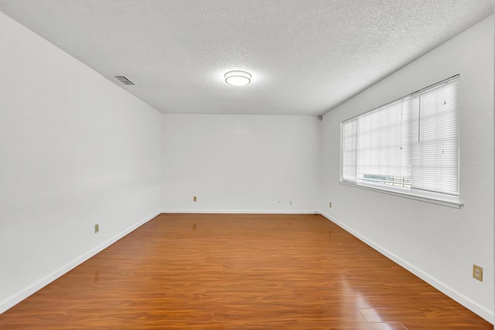 8349 Hayfield Circle