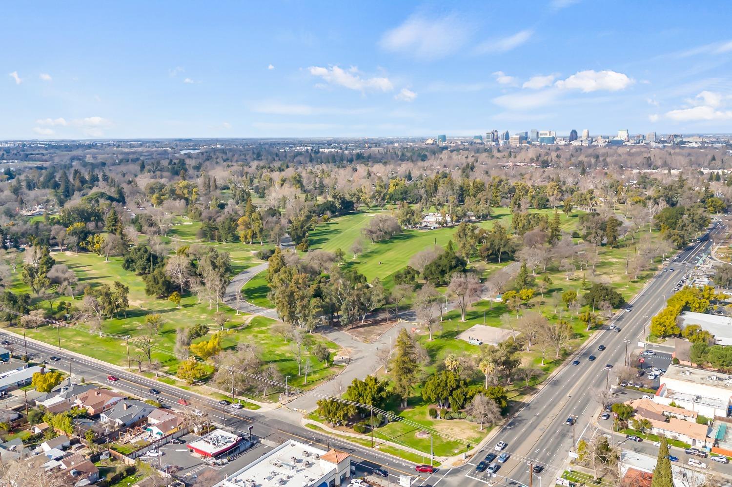 1711 WENTWORTH Avenue