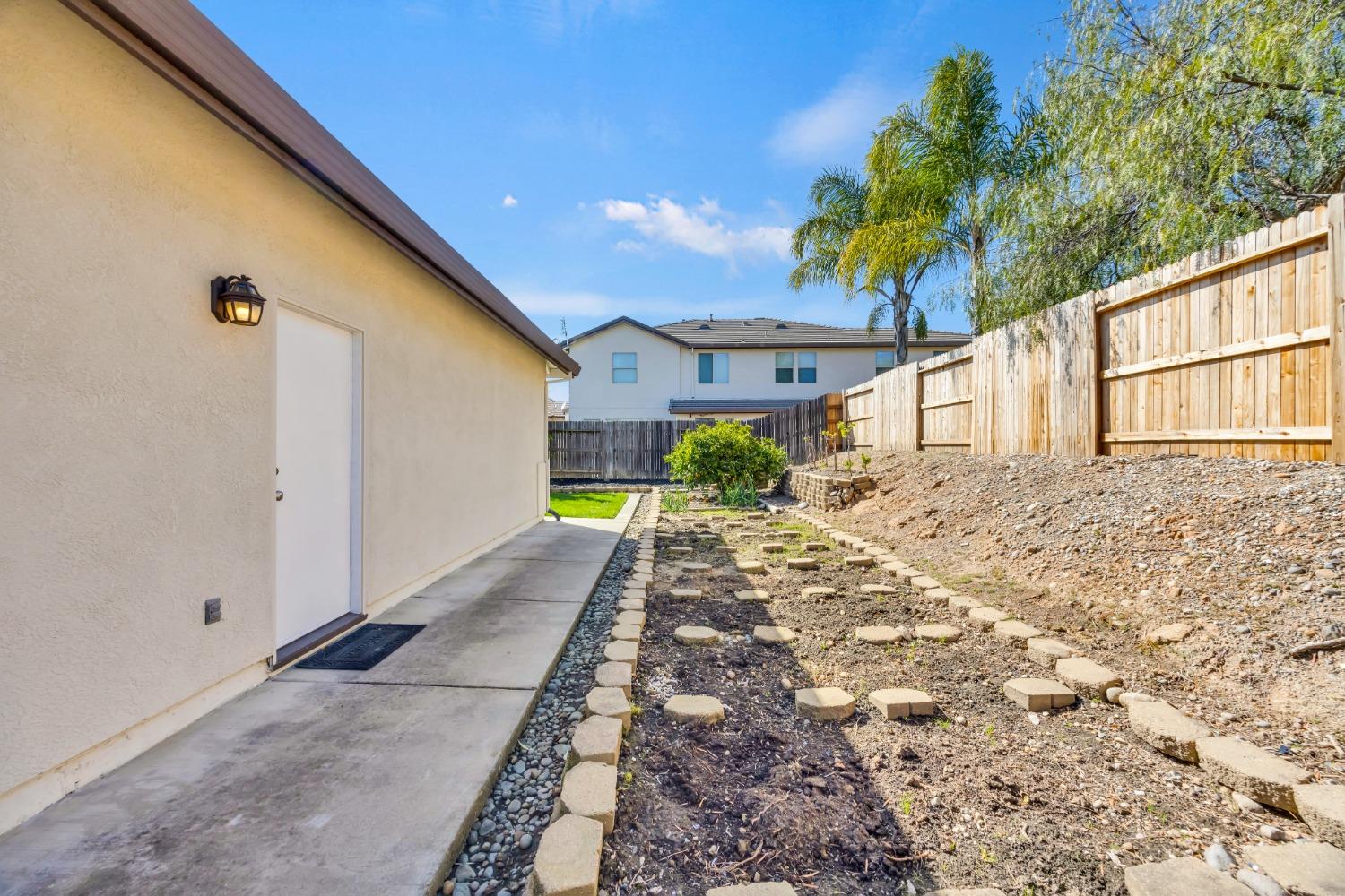 3640 BLACK OAK Drive