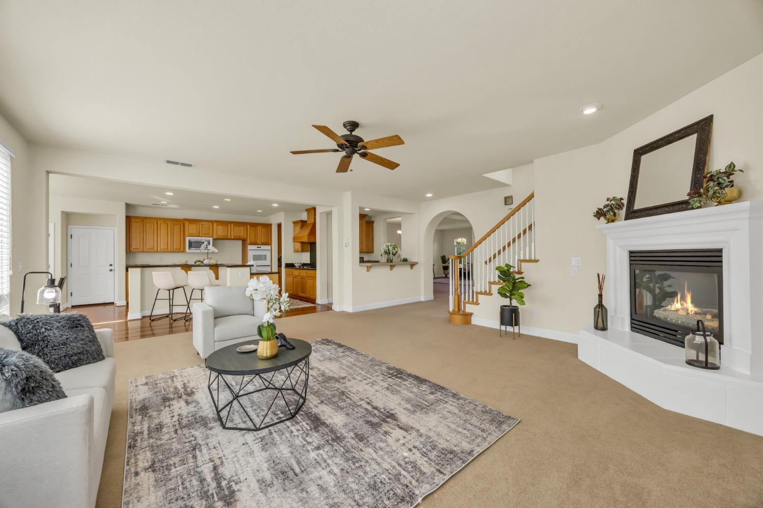 3640 BLACK OAK Drive