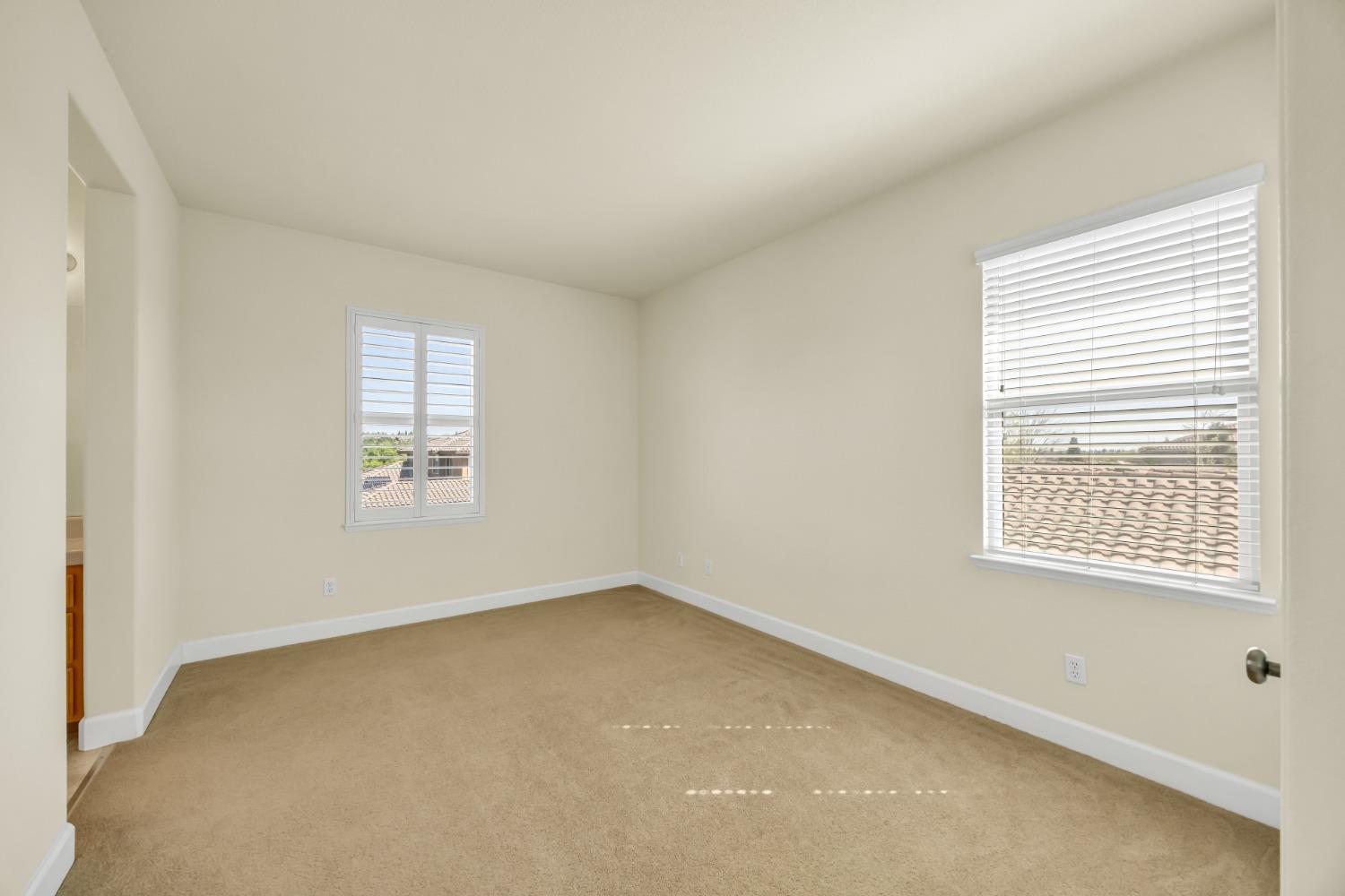 3640 BLACK OAK Drive