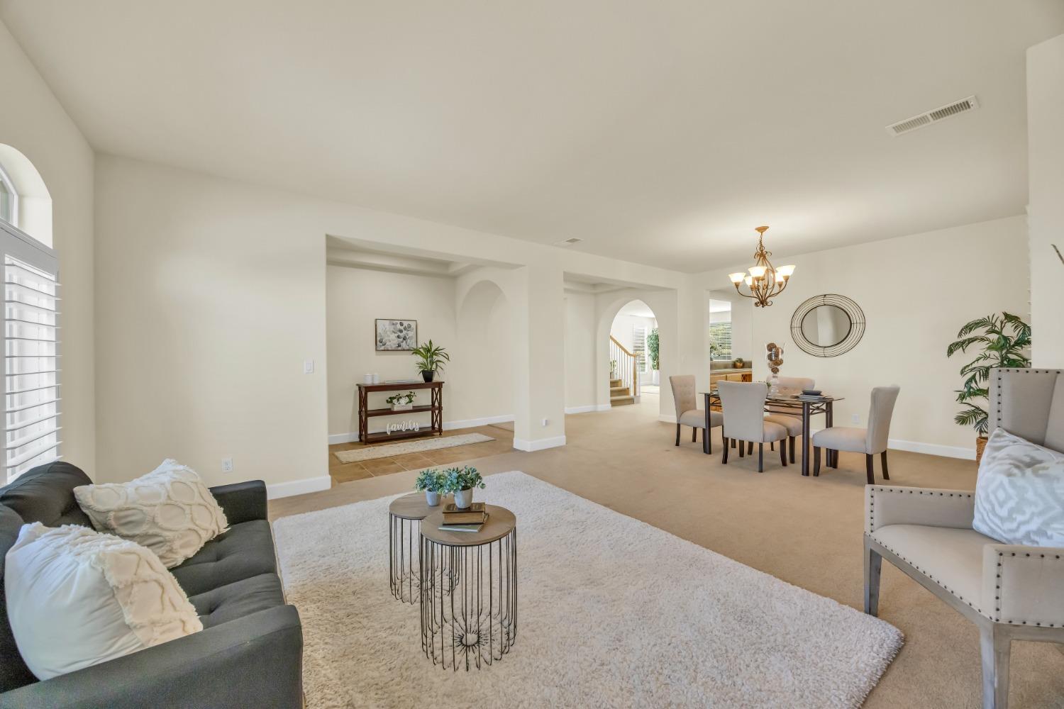 3640 BLACK OAK Drive