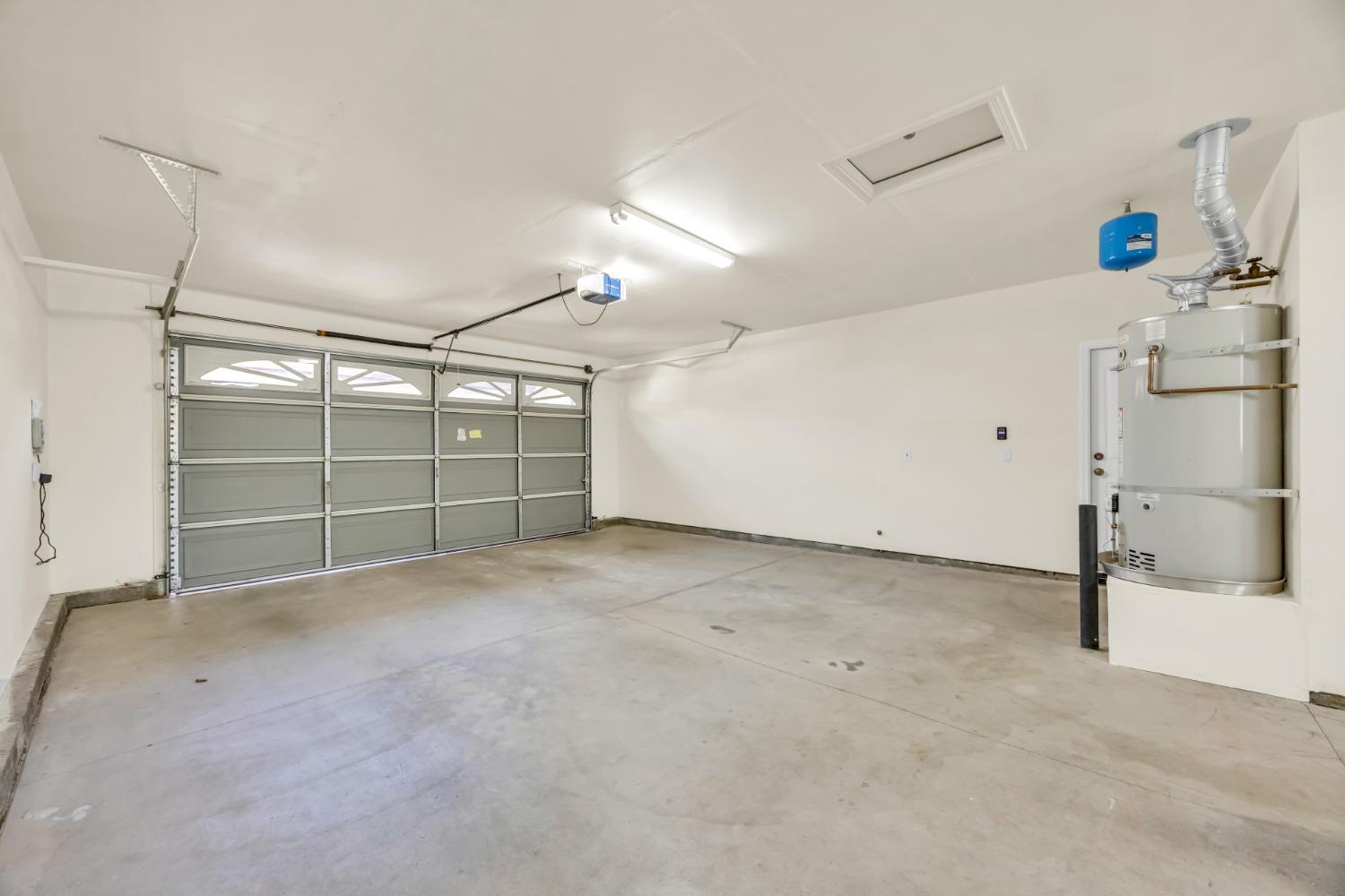 3640 BLACK OAK Drive