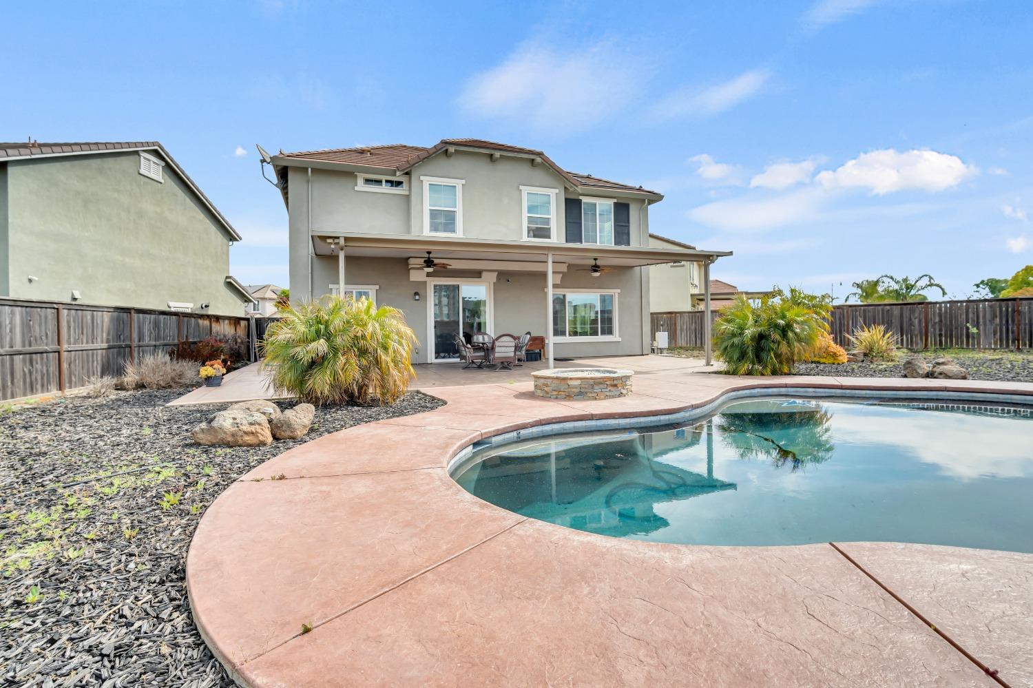 7521 CHAPPELLE Way
