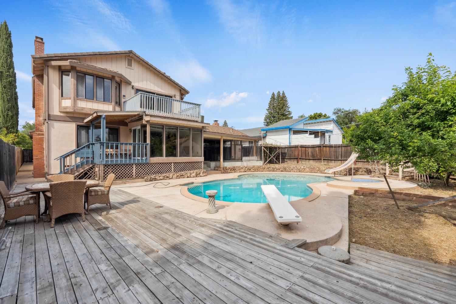 8518 Rolling Green Way