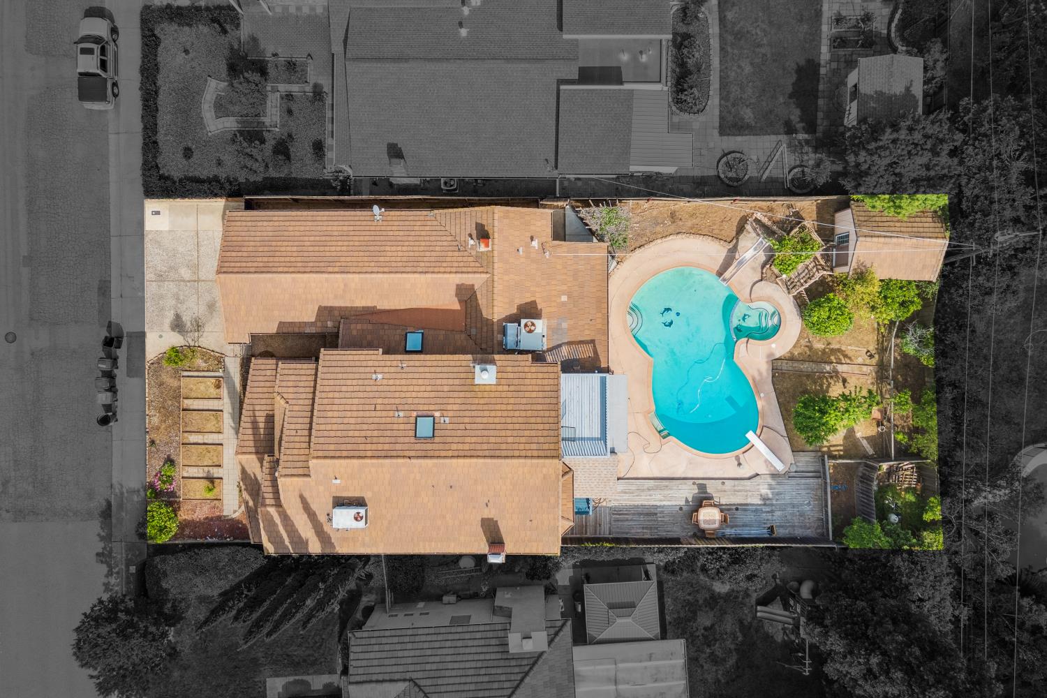 8518 Rolling Green Way