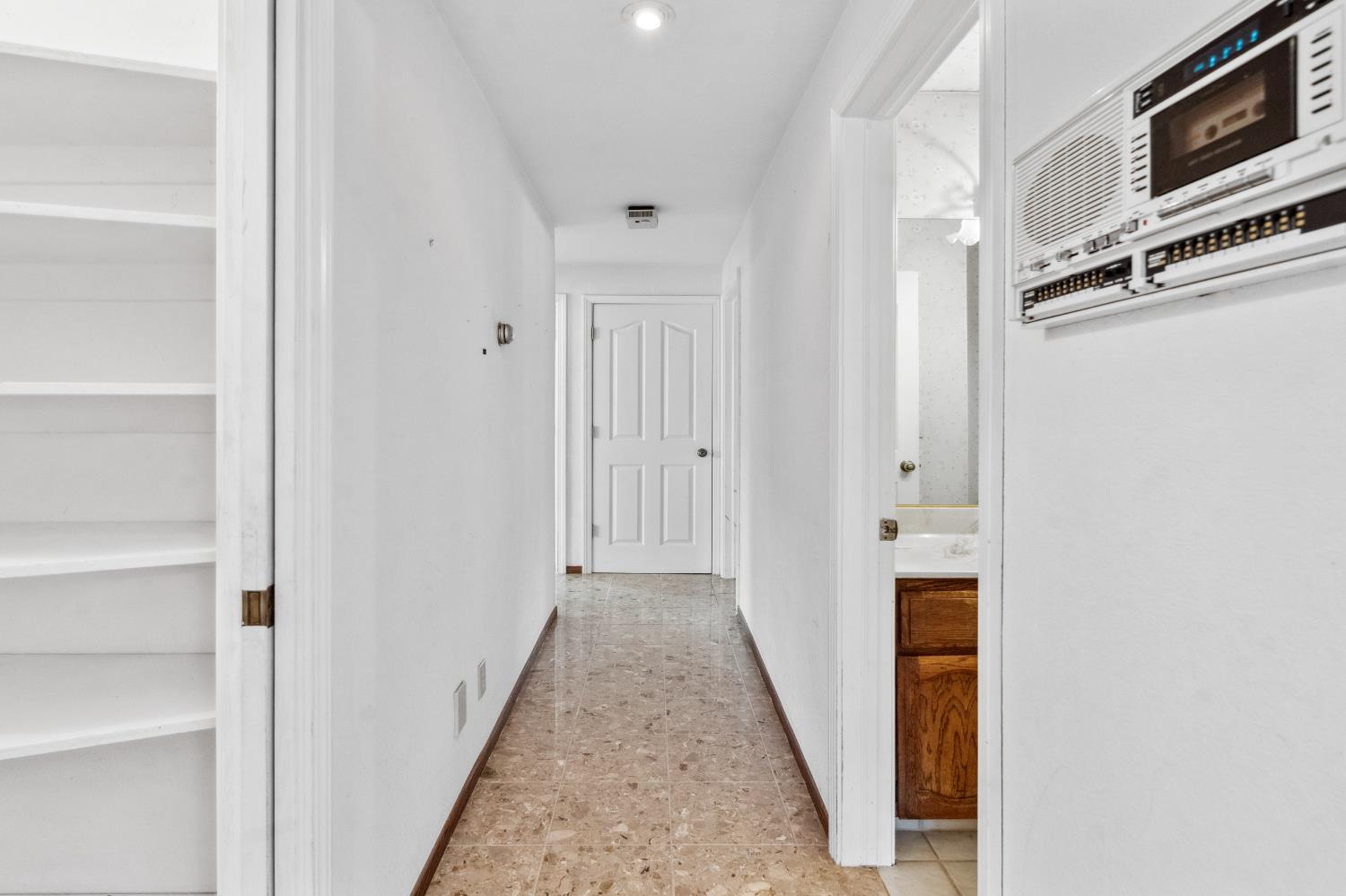 8518 Rolling Green Way